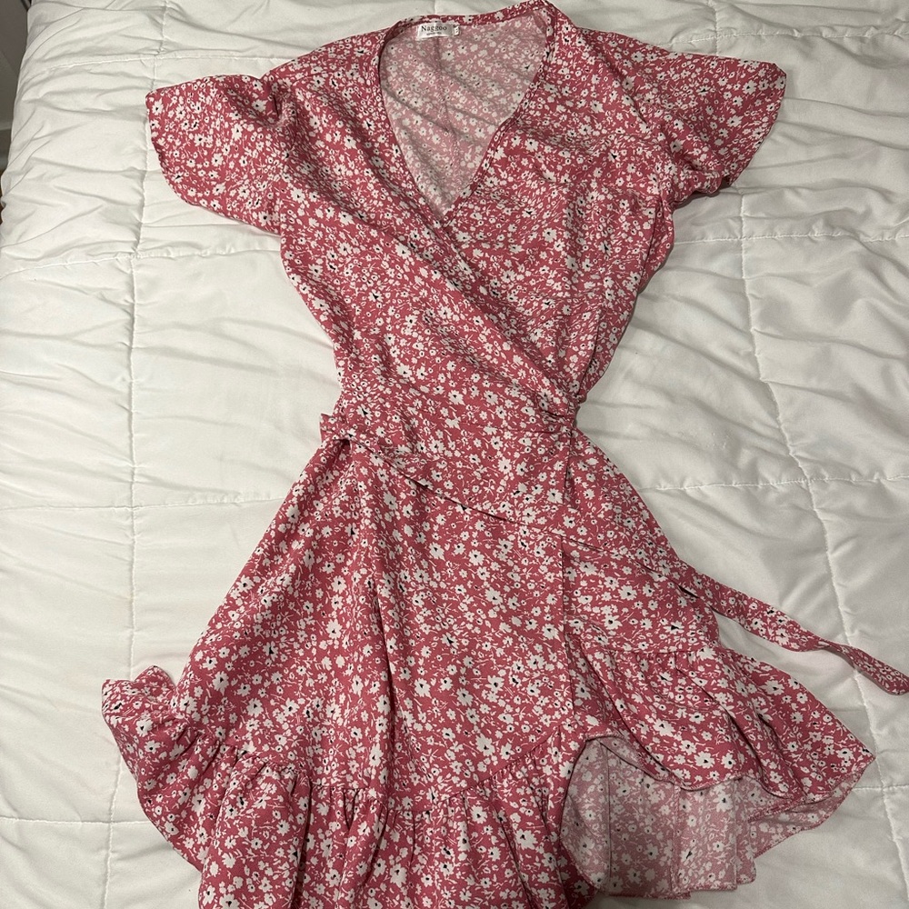 Naggoo Women's Summer Wrap V Neck Polka Dot Print Ruffle Mini Floral Dress